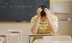 O Vítor tinha escolhido o curso de Ciências e Tecnologias, mas percebeu que tinha feito a escolha errada…